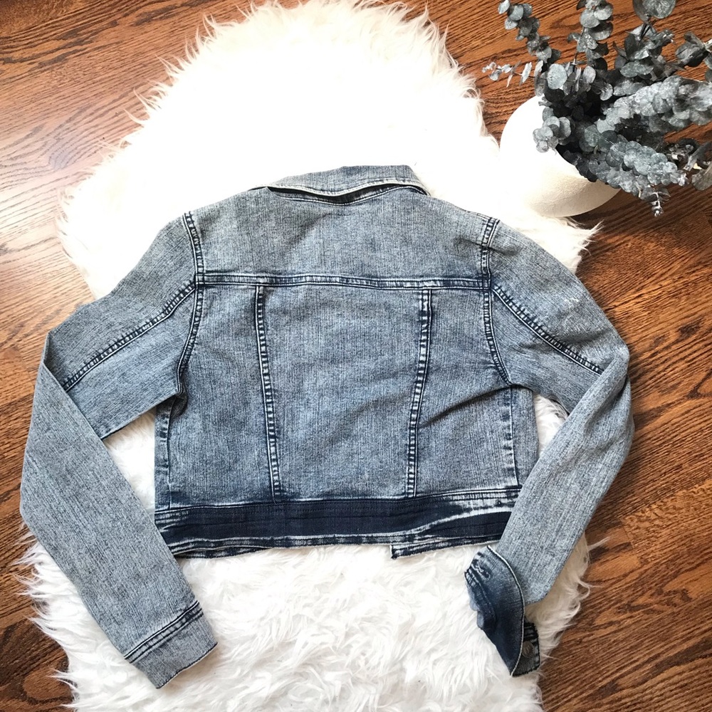Jean jacket - Picture 2 of 5